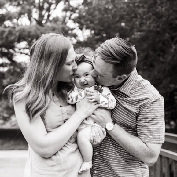 Meet your Posher, Allie - Picture 1 of 1